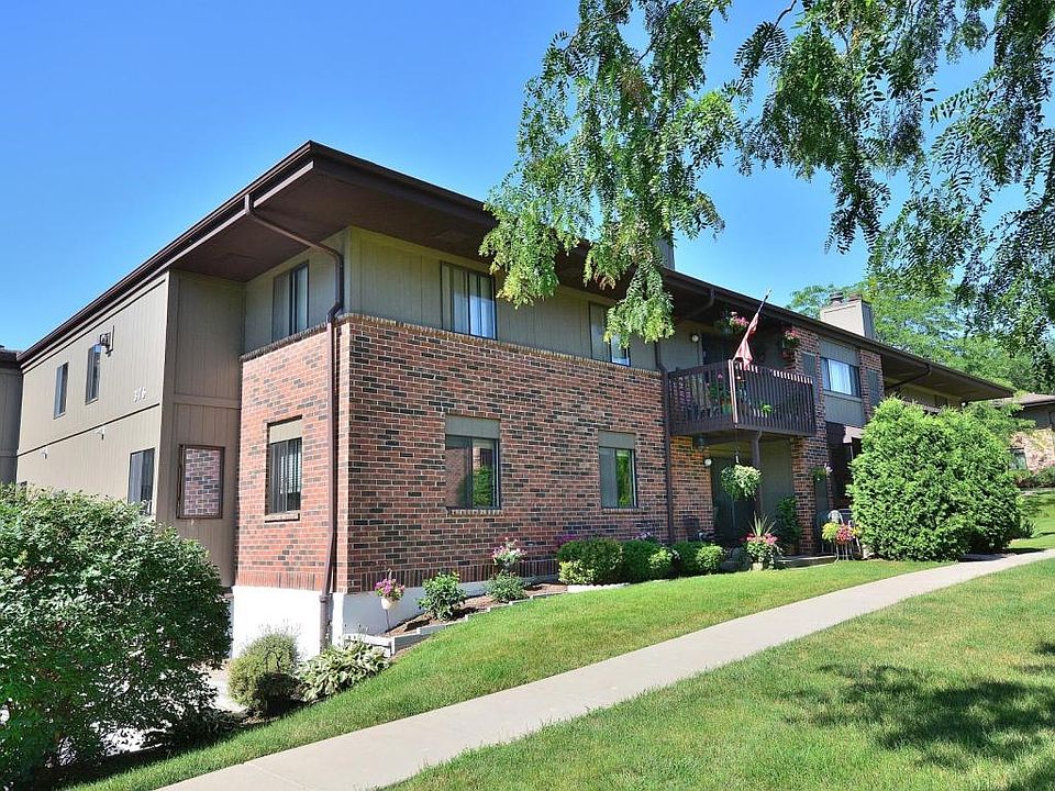 1st image of 376 Park Hill Dr