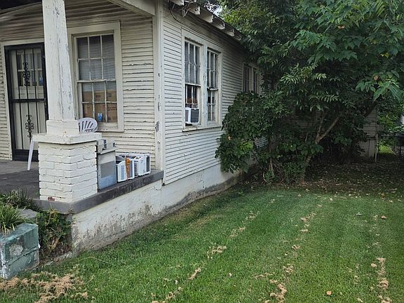 3rd image of 33 S Bingham St