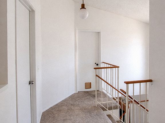 5th image of 45136 Watford Ave