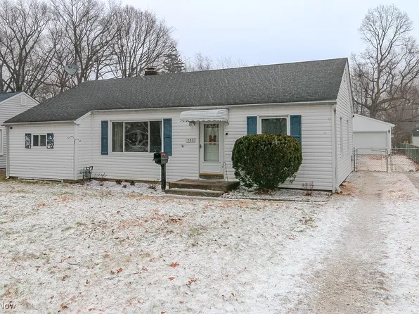 753 Birchwood Dr, Willoughby, OH 44094