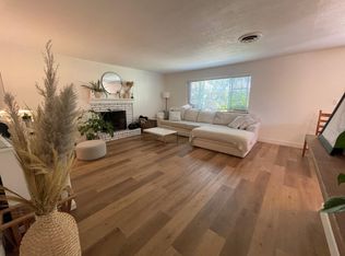 1020 Meadow Ave, Pinole, CA 94564