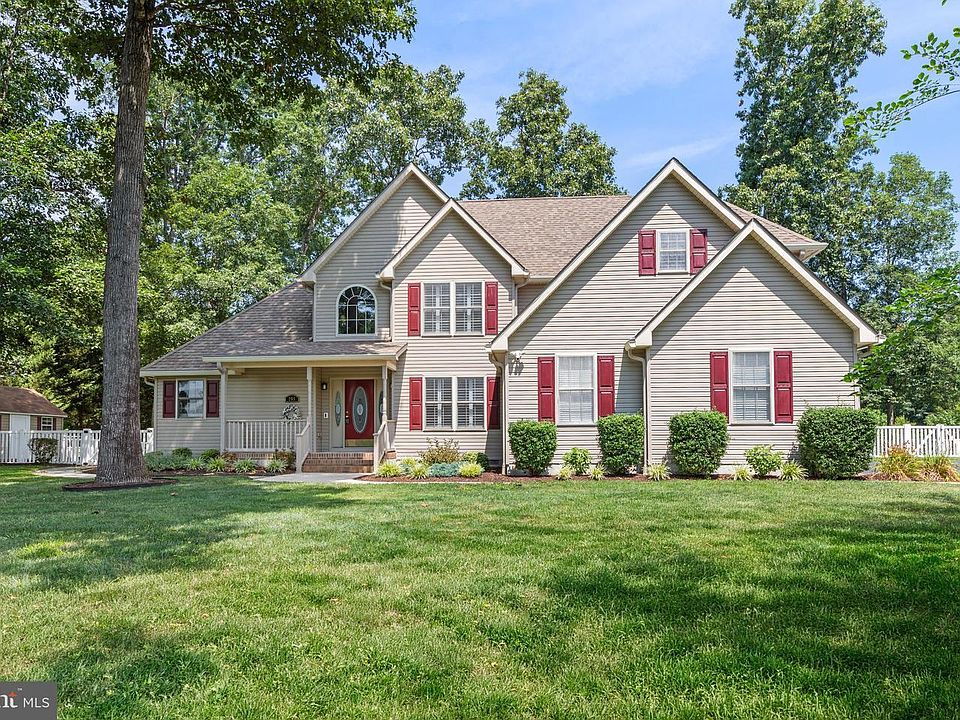 1st image of 285 Sika Dr