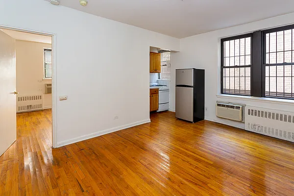 Rented by Compass | media 2