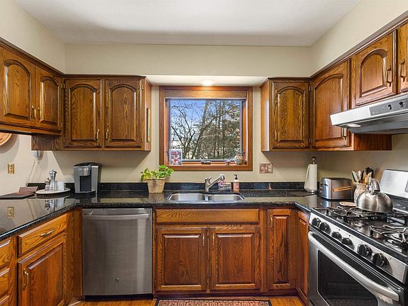 5th image of 600 SEVENTH STREET