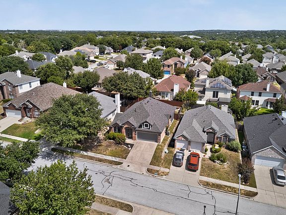 4th image of 4917 Tulip Ln