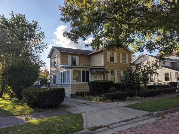 131 Wadsworth Ave, Meadville, PA 16335