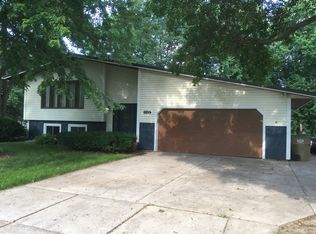 1123 Fox Run Dr, Chippewa Falls, WI 54729