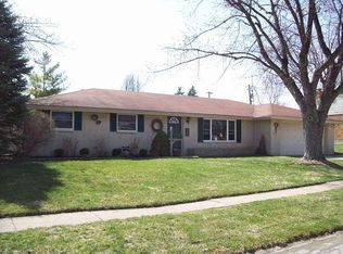 6901 Rushleigh Rd, Englewood, OH 45322