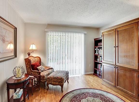4th image of 812 Martin Behrman Ave APT K