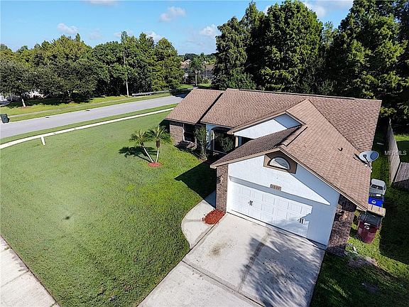 3rd image of 3819 Creek Bed Cir