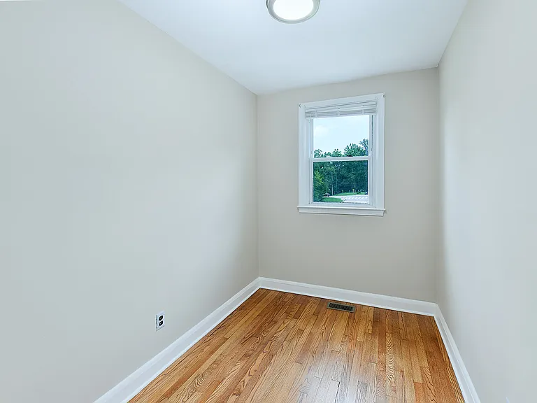 5618 Belleville Ave — Photo 14