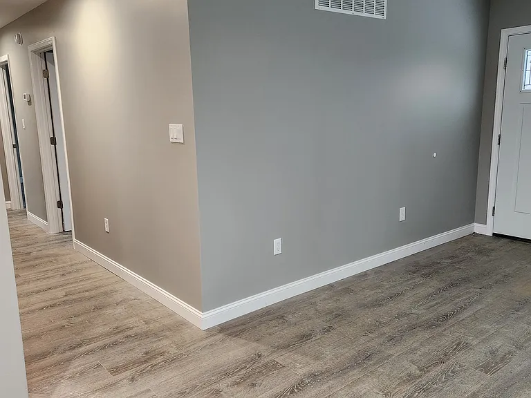 Melanie Dr — Photo 6