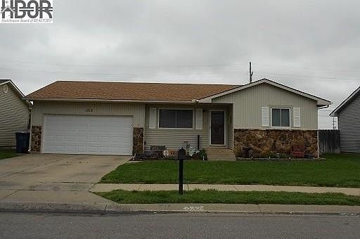 1st image of 1212 E 28th Ave