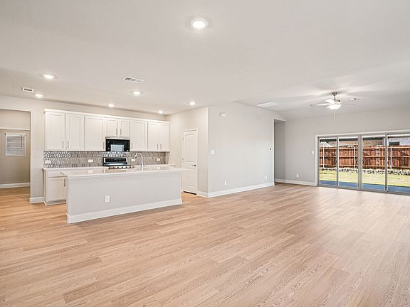 7th image of this home