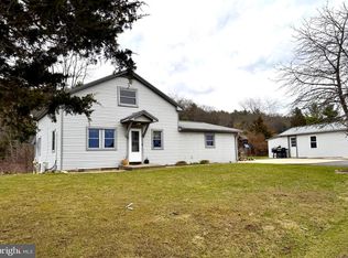 7126 Loop Rd, Huntingdon, PA 16652