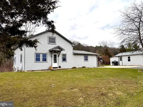 7126 Loop Rd, Huntingdon, PA 16652