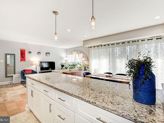 3rd image of 5202 Crossfield Ct #117