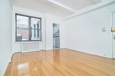 Rented by Living New York