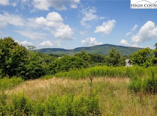 203 Thunderhill Trl, Blowing Rock, NC 28605