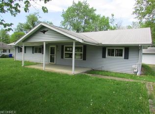 9753 Sunny Ln, Streetsboro, OH 44241