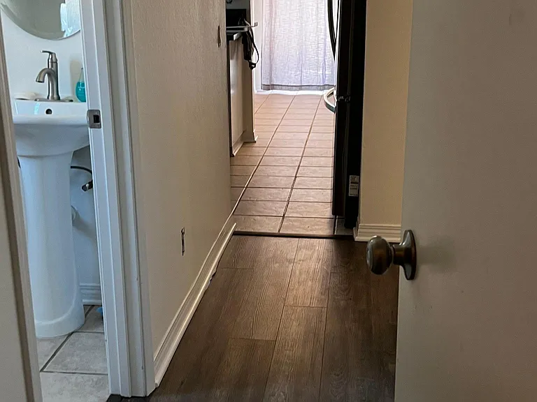 1380 E Washington Ave #40 — Photo 11
