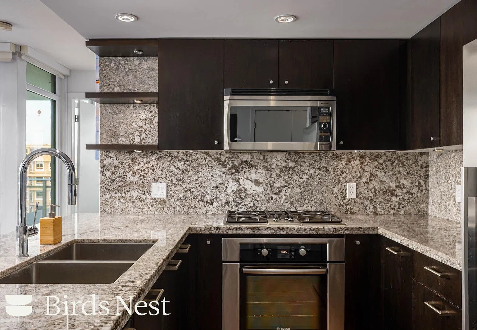 1 bed, 640 sqft, $2,050 — Photo 1