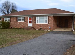 225 Floyd Rd, Spartanburg, SC 29303