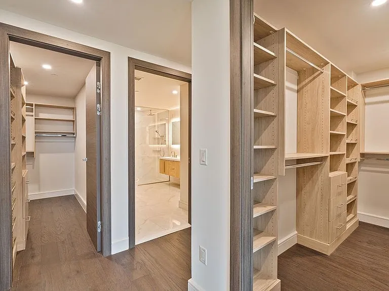 8701 Churchill Rd #502 — Photo 11