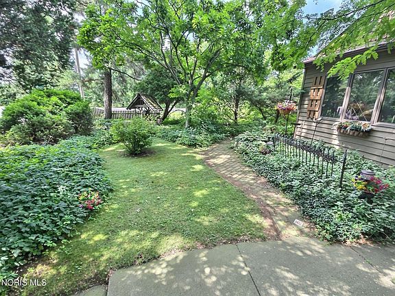 4th image of 2303 Bahiamar Rd