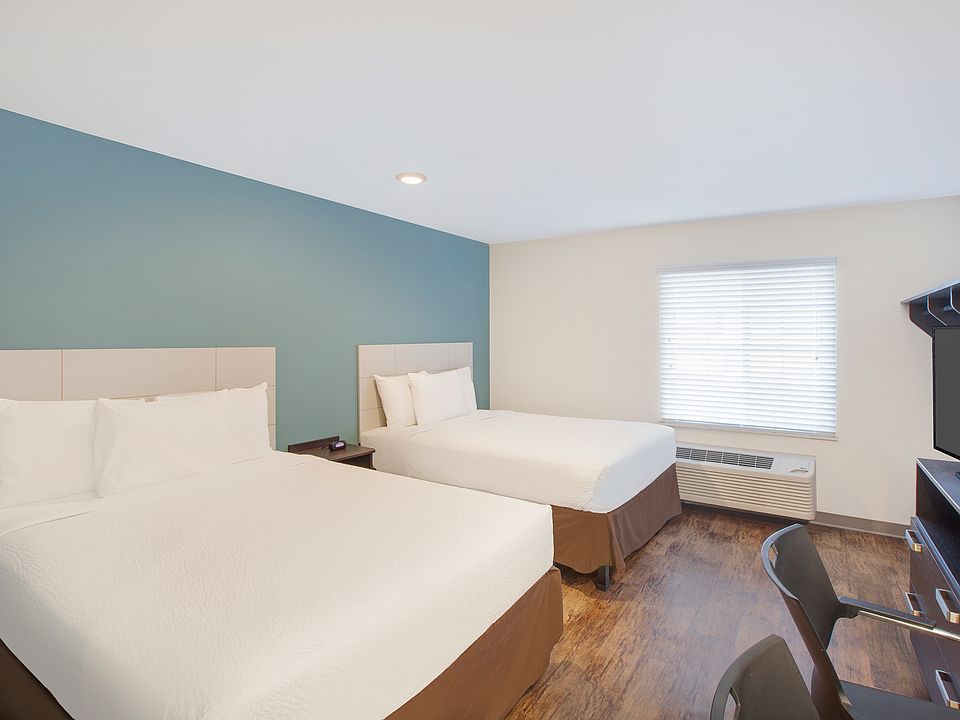 Studio Suite - 2 Full Beds