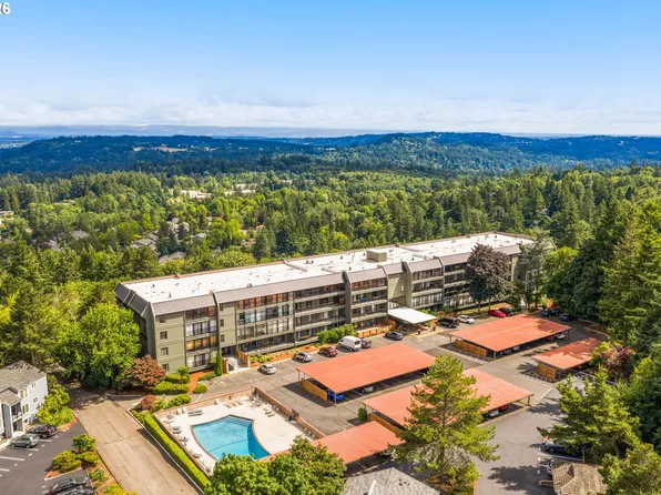 (undisclosed Address), Lake Oswego, OR 97035