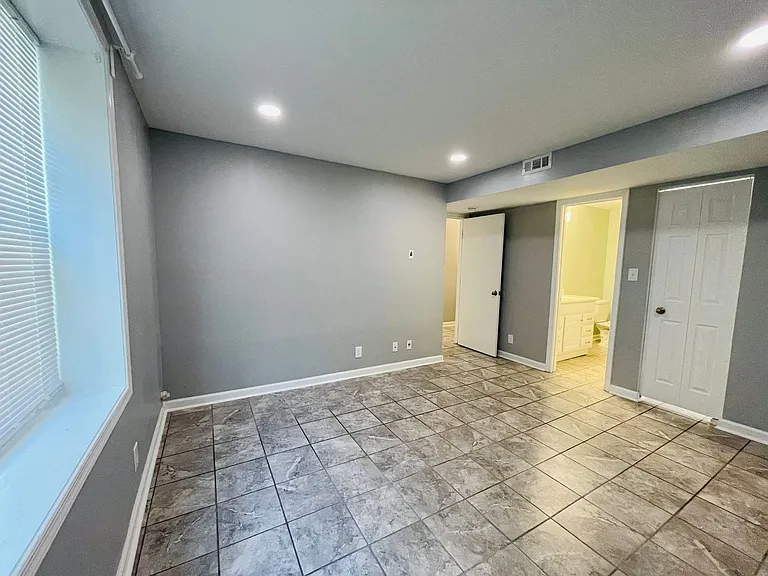 202 Chesterfield Ln #101 — Photo 11