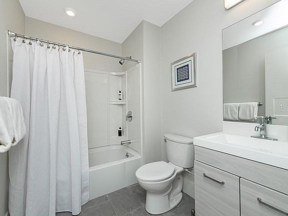 3rd image of 71 Adams St #3A