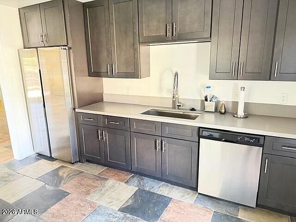 3rd image of 4237 N 34TH Place