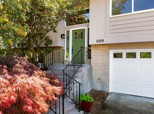 5919 SW 52nd Ave, Portland, OR 97221