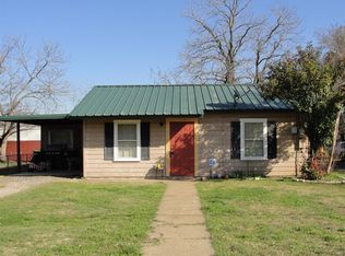 2012 S Wall St, Belton, TX 76513