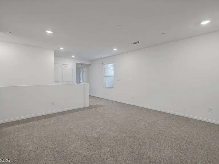 8454 Vacarez Dr — Photo 31