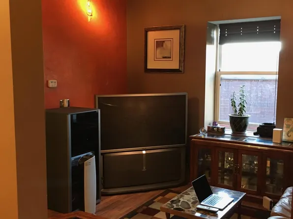 220-110 W Market St, Greensboro, NC 27401