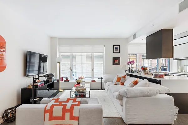 Rented by Douglas Elliman | media 18