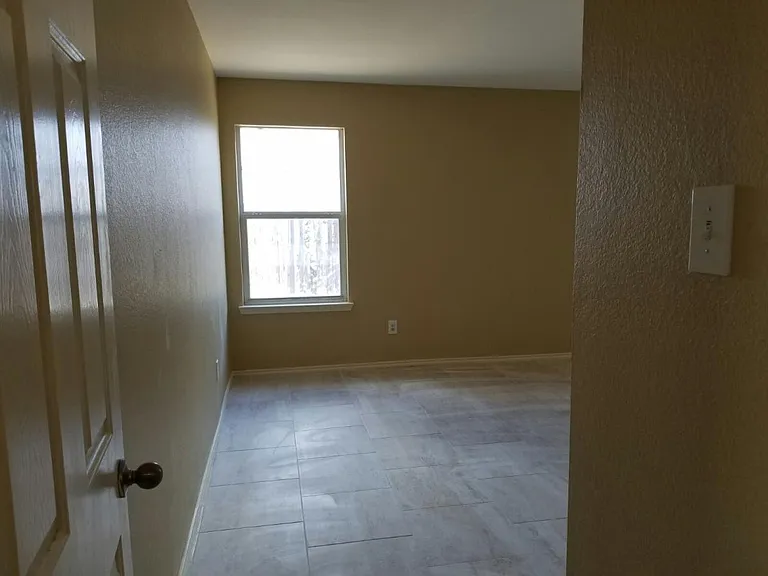 1322 Hayes St — Photo 6