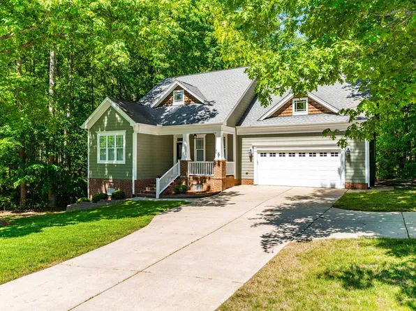166 Daffodil Ln, Clayton, NC 27527