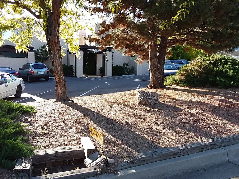 415 S Marina St — Photo 1
