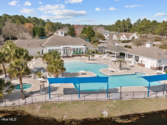 2nd image of 556 Sandpiper Bay Drive SW