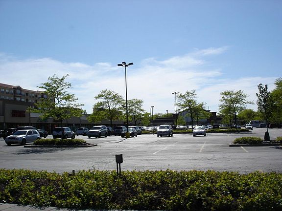 3rd image of 9448 Skokie Blvd