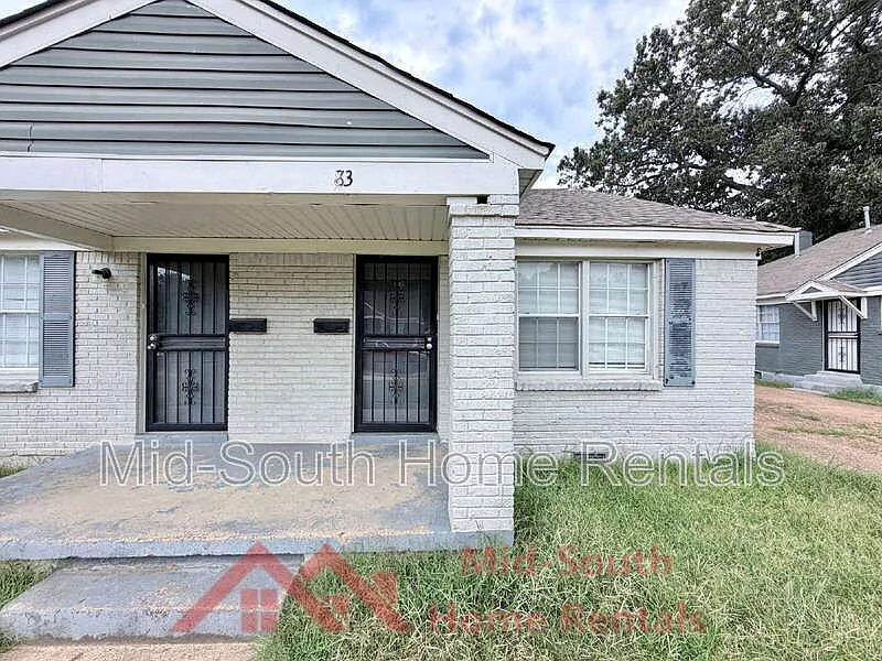 2 bed, 1.0 bath, 869 sqft, $950 — Photo 3