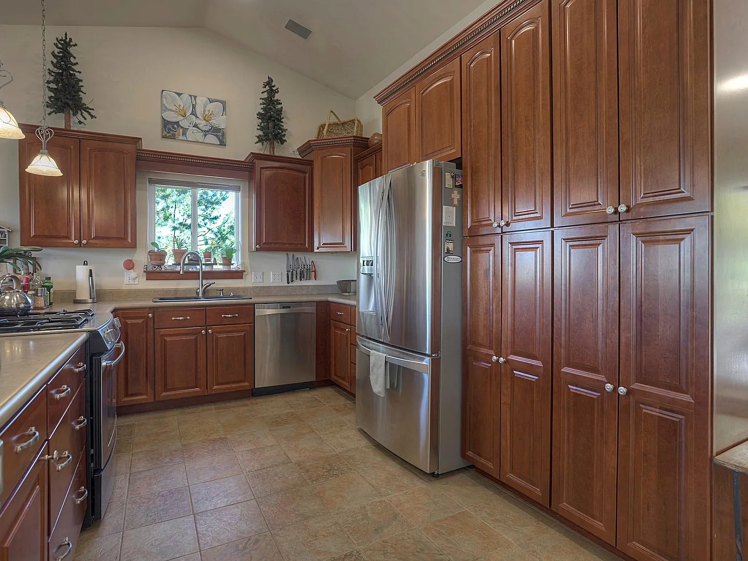 51 Ophir Dr — Photo 3