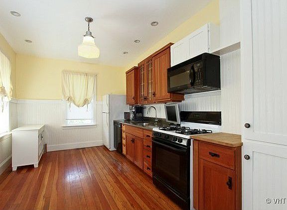2nd image of 11354 S Langley Ave