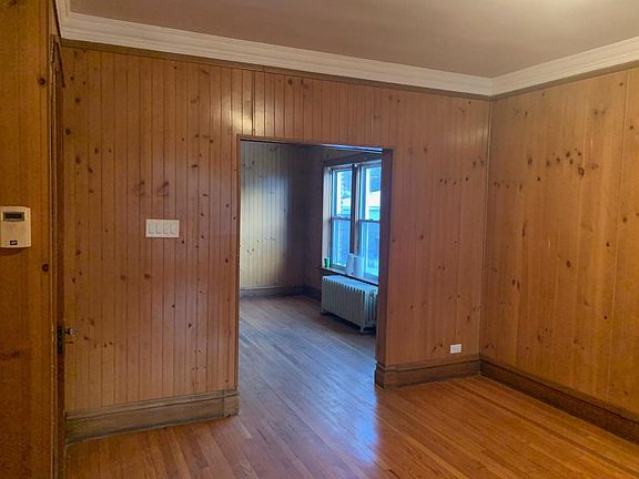 3rd image of 627 N Laramie Ave