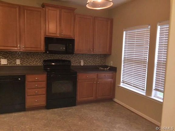5th image of 2405 Prince John Ct #8