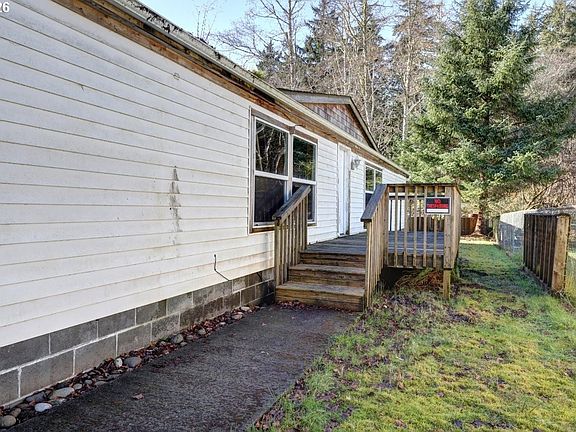 2nd image of 1009 King Salmon Pl